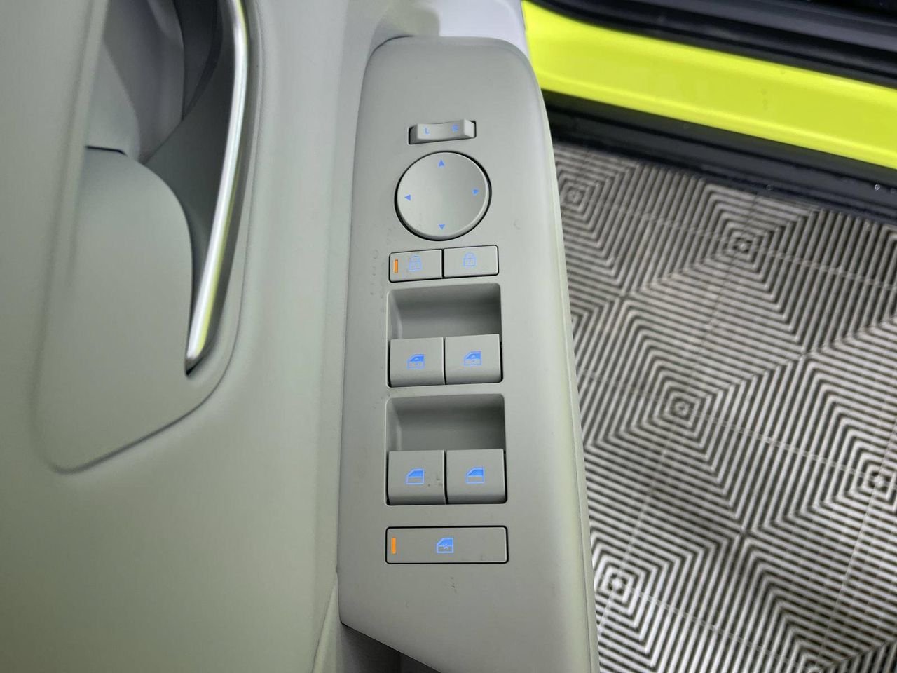 New 2026 Neoteric Yellow Hyundai Limited AWD image 25