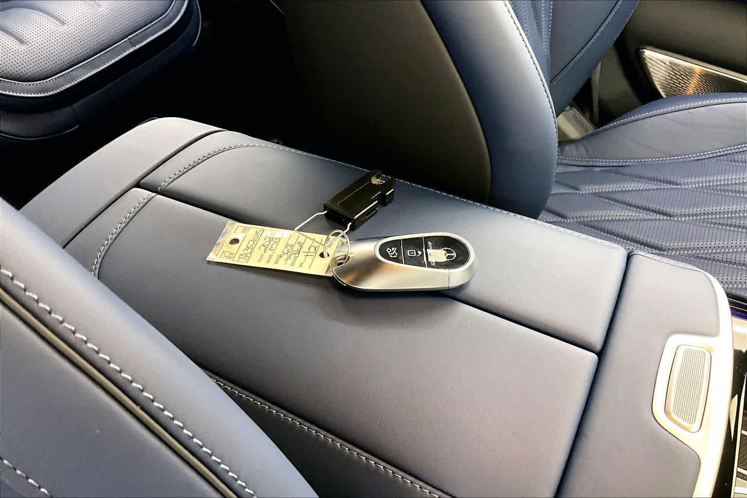 New 2026 MANUFAKTUR Signature Mystic Blue Metallic Mercedes-Benz AMG® S 63 E 4MATIC Sedan image 20