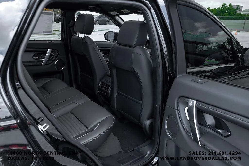 New 2026 Santorini Black Metallic Land Rover Landmark image 39