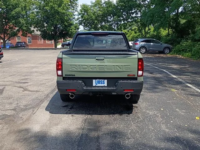 Certified Used 2026 Ash Green Metallic Honda TrailSport image 4