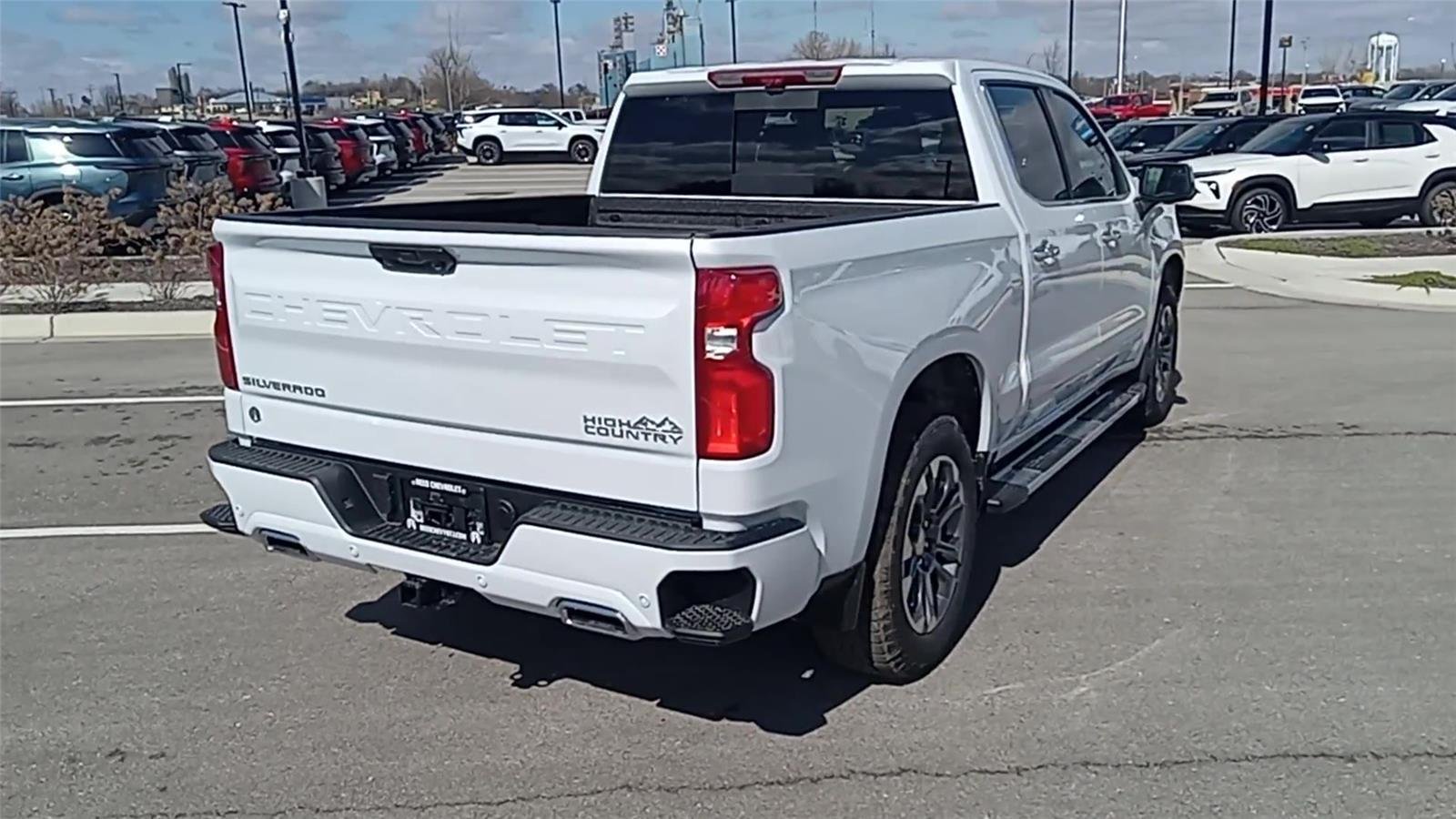 2026 Chevrolet Silverado 1500 High Country - Photo 7