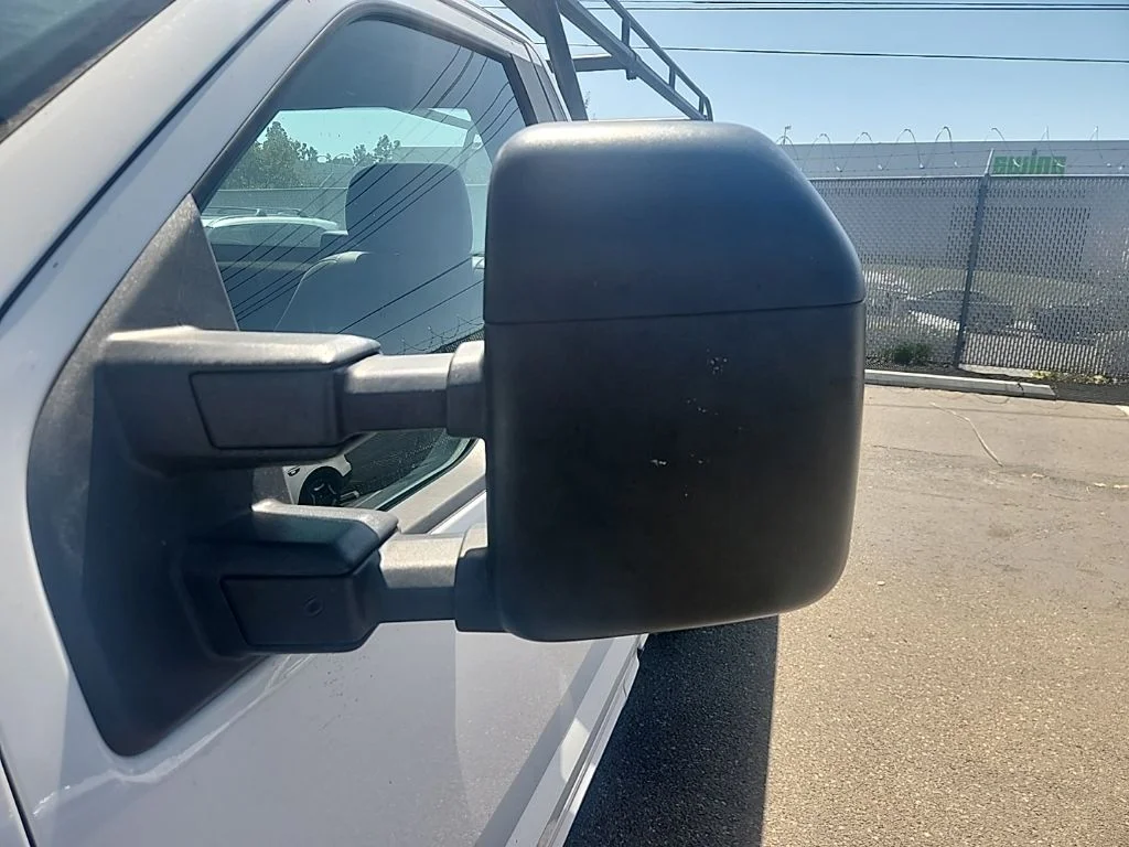 Used 2018 White Ford XL image 6
