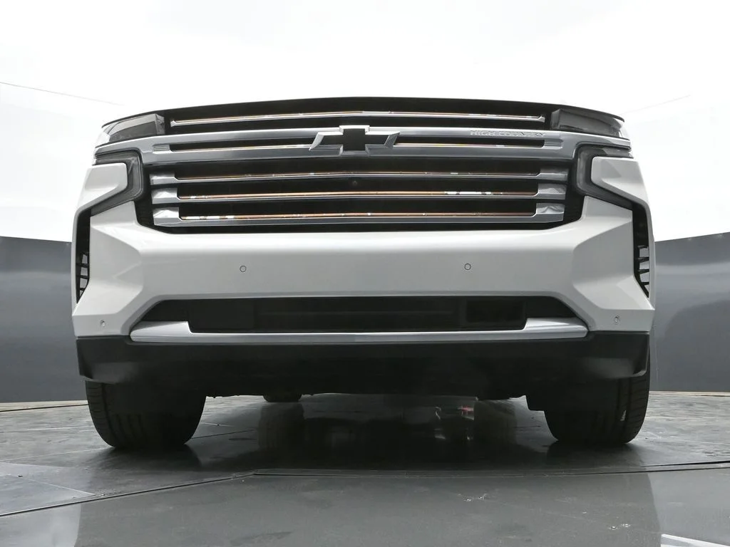Used 2022 Beige Chevrolet High Country image 50