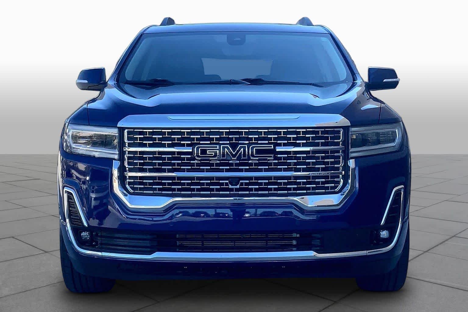 Used 2023 Ultra Blue Metallic GMC Denali image 4