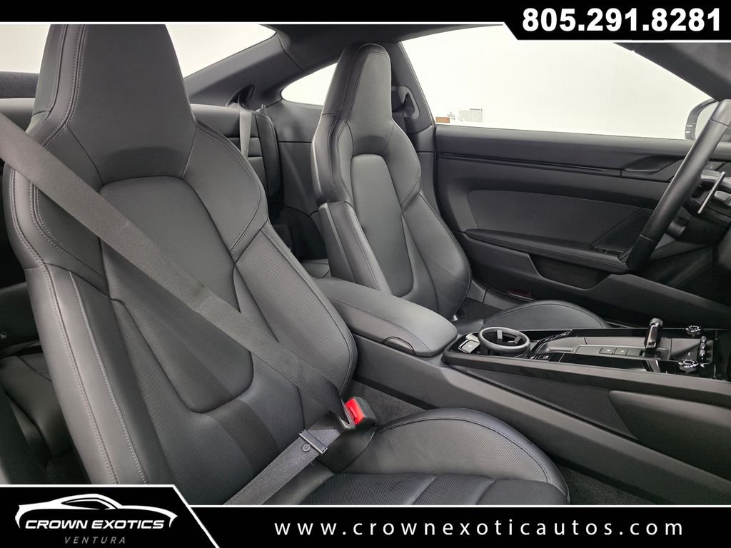 Used 2023  Porsche Carrera T image 12