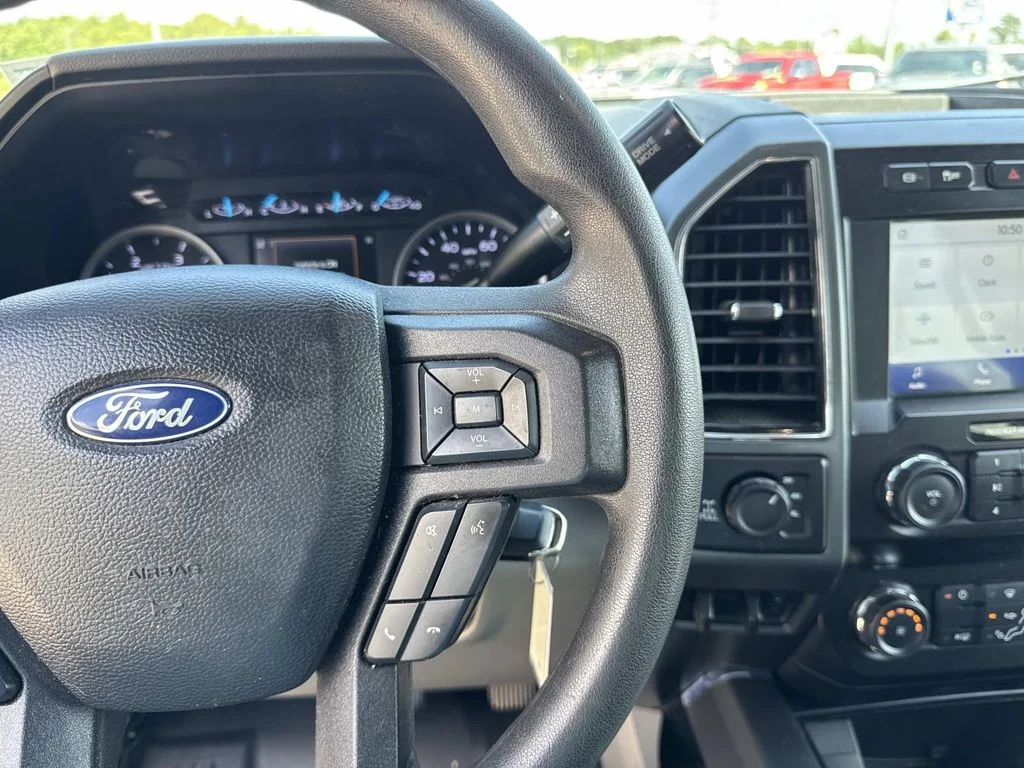 Certified Used 2020 Magnetic Metallic Ford XLT image 23