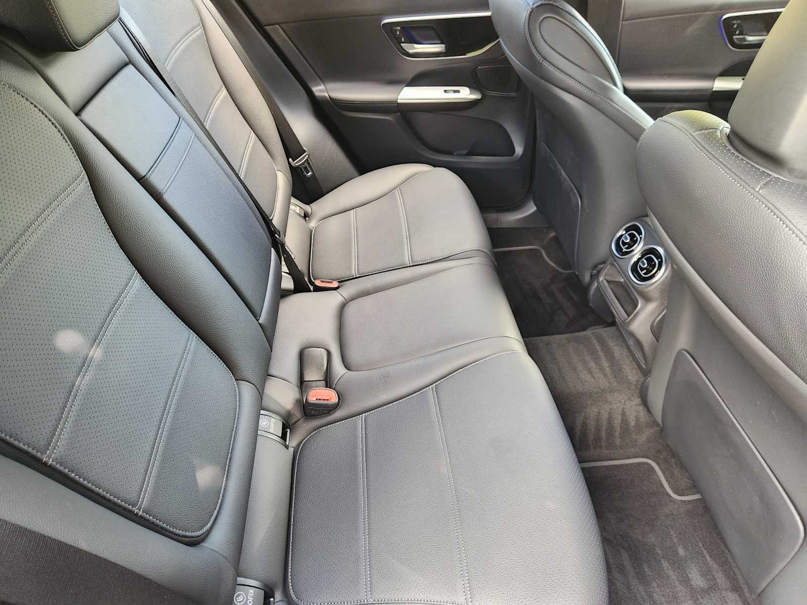 Certified Used 2026 MANUFAKTUR Alpine Grey Mercedes-Benz GLC 300 image 29