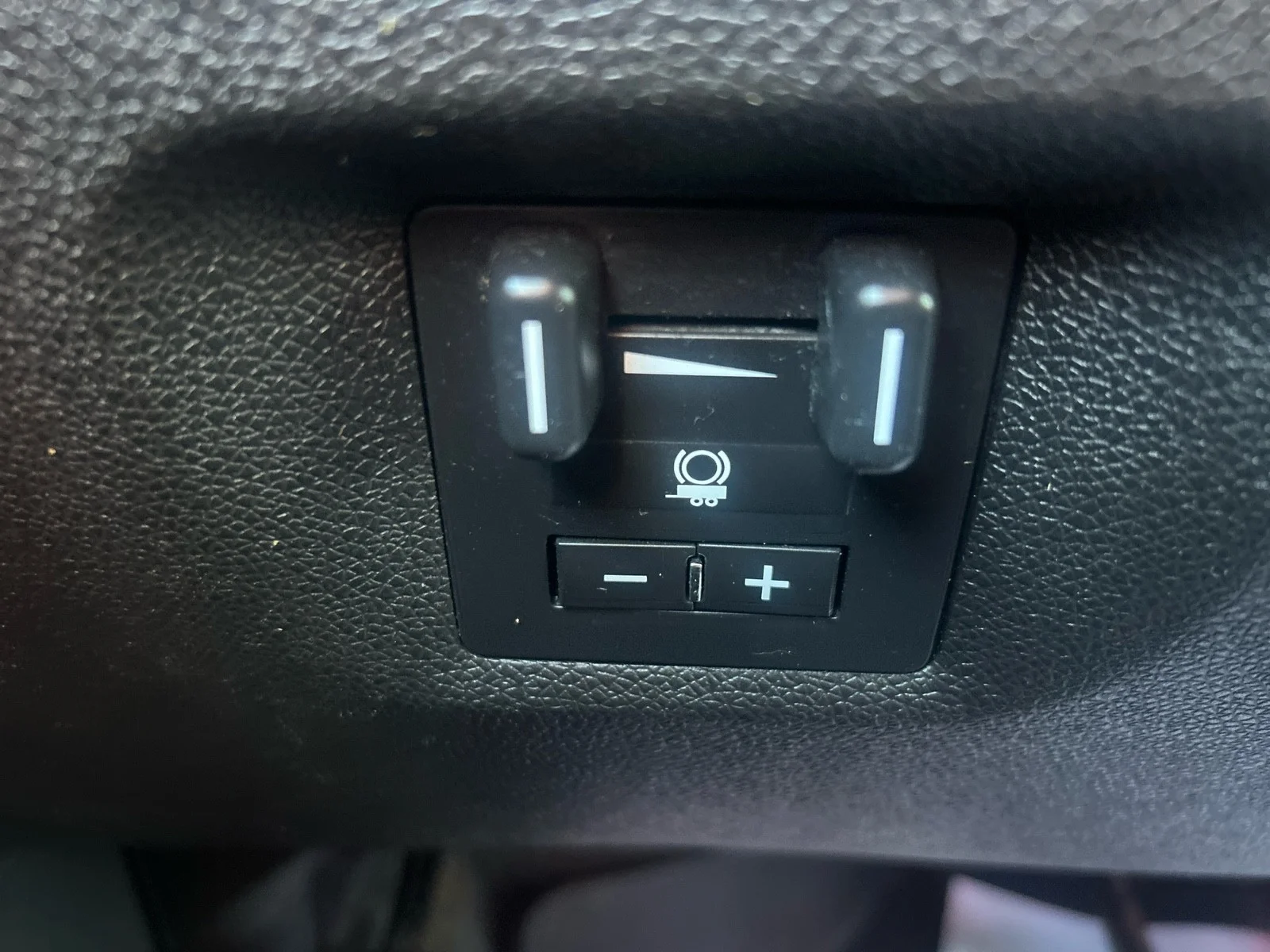 Used 2011 WHITE Chevrolet LT image 16