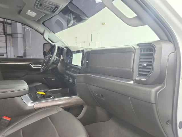 Used 2025 Summit White Chevrolet LTZ image 37