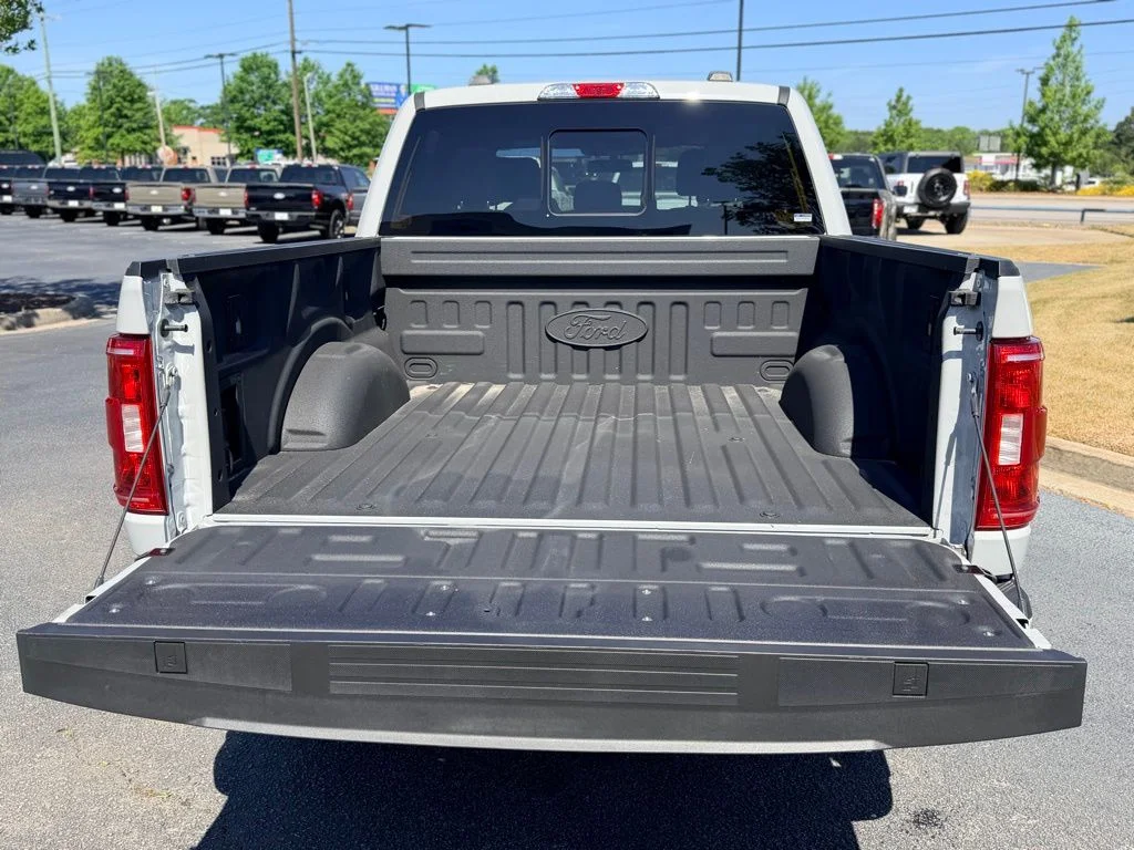 Used 2023 White Ford XLT image 14