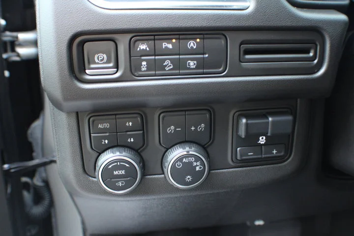 Used 2023 Sterling Gray Metallic Chevrolet Z71 image 7