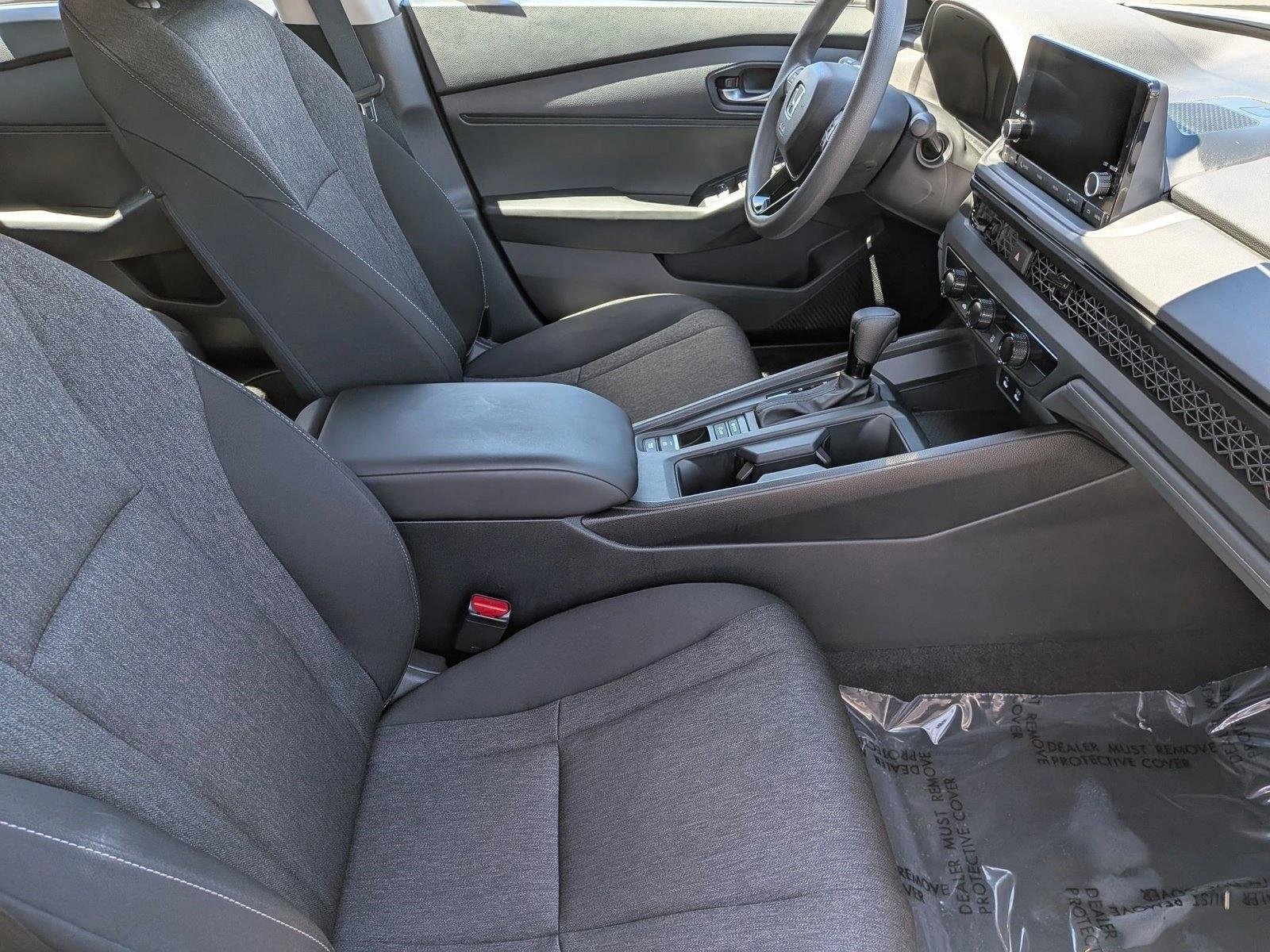 Used 2024 Solar Silver Metallic Honda LX image 18