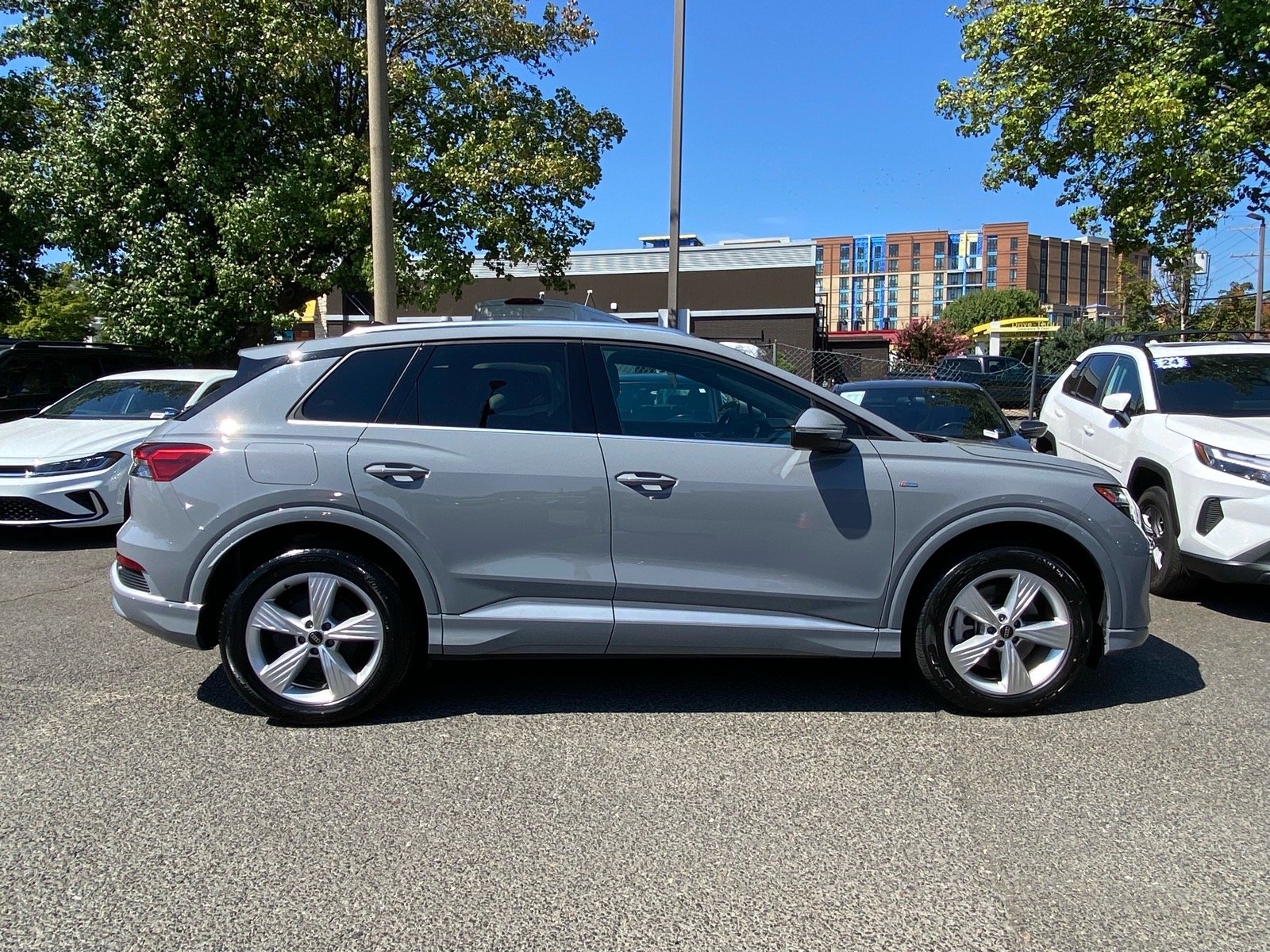 Used 2023 Audi Q4 e-tron Premium with VIN WA1K2BFZ8PP058664 for sale in Alexandria, VA
