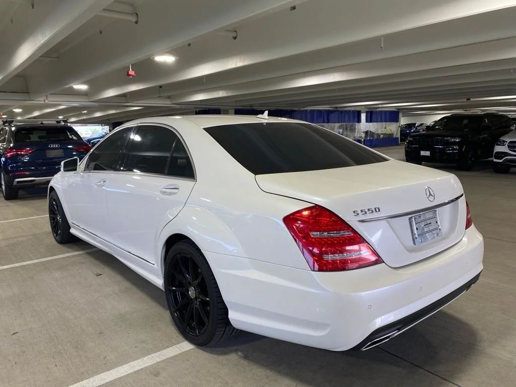 Used 2010 White Mercedes-Benz S 550 image 4
