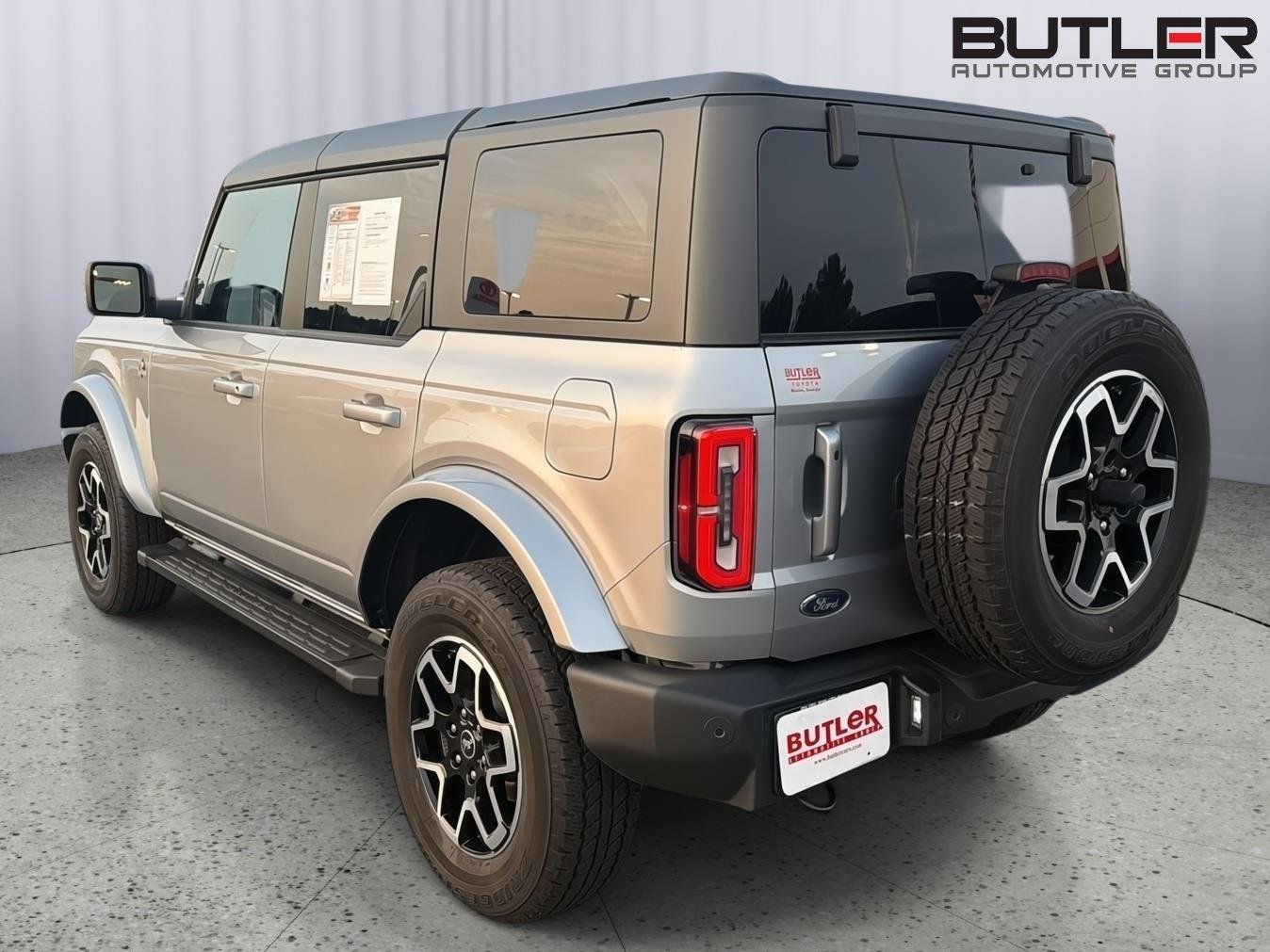 Used 2024 Iconic Silver Ford Outer Banks image 4