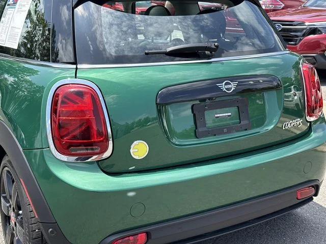 Used 2023 Green MINI Base image 11