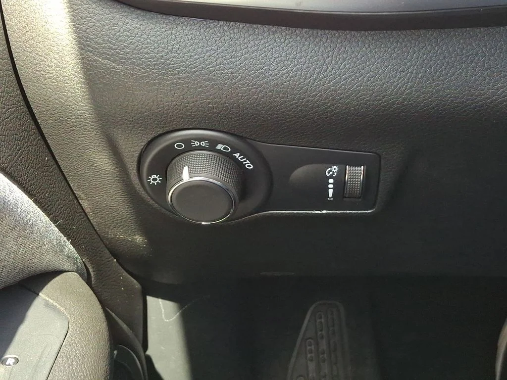 2025 Jeep Compass Sport - Photo 26