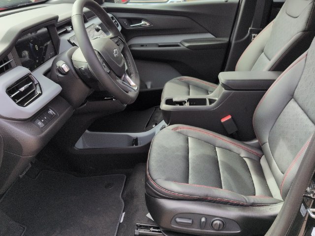 2027 Chevrolet Bolt RS - Photo 20