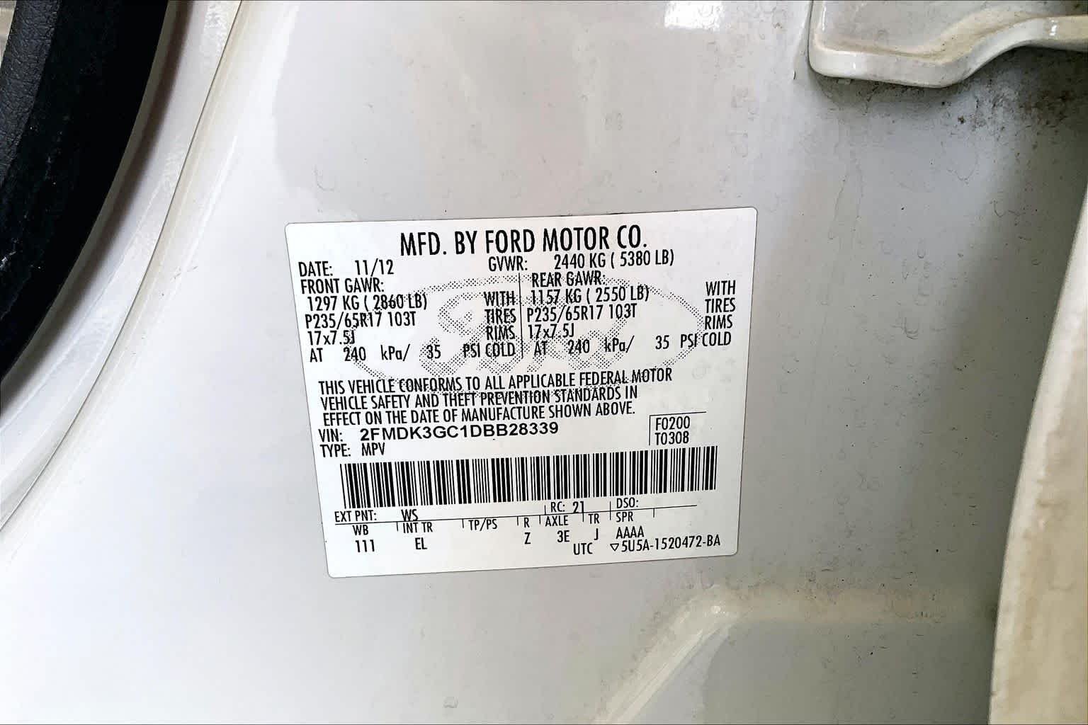 Used 2013 White Suede Ford SE image 29