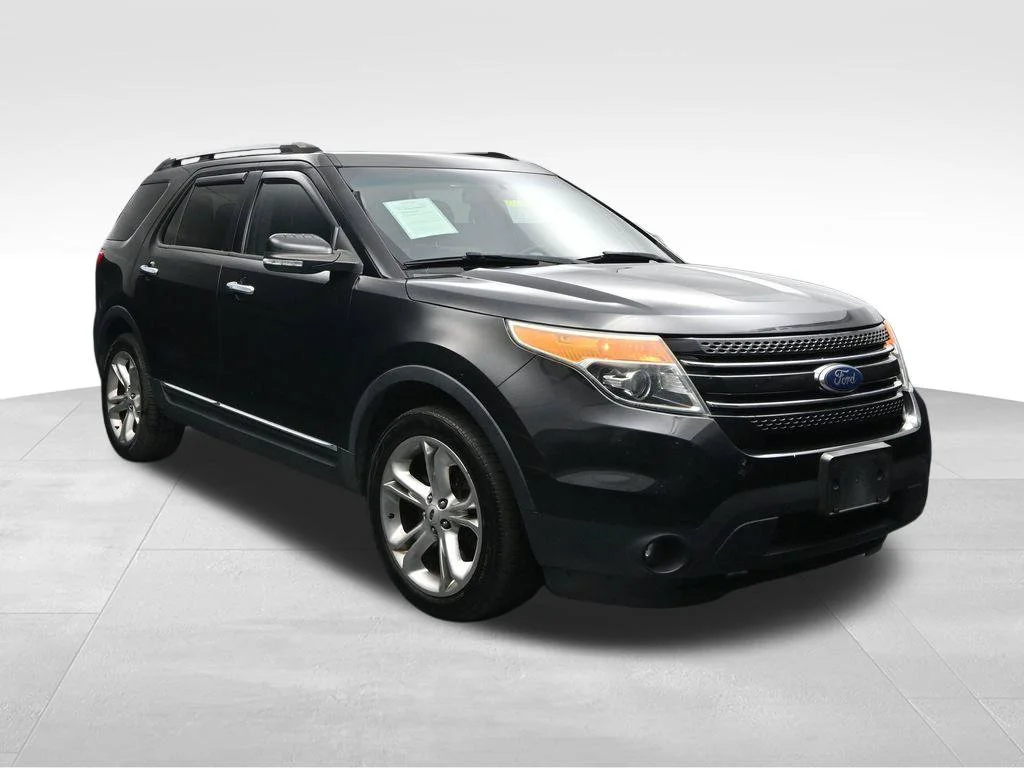 Used 2013 Black Ford Limited image 7