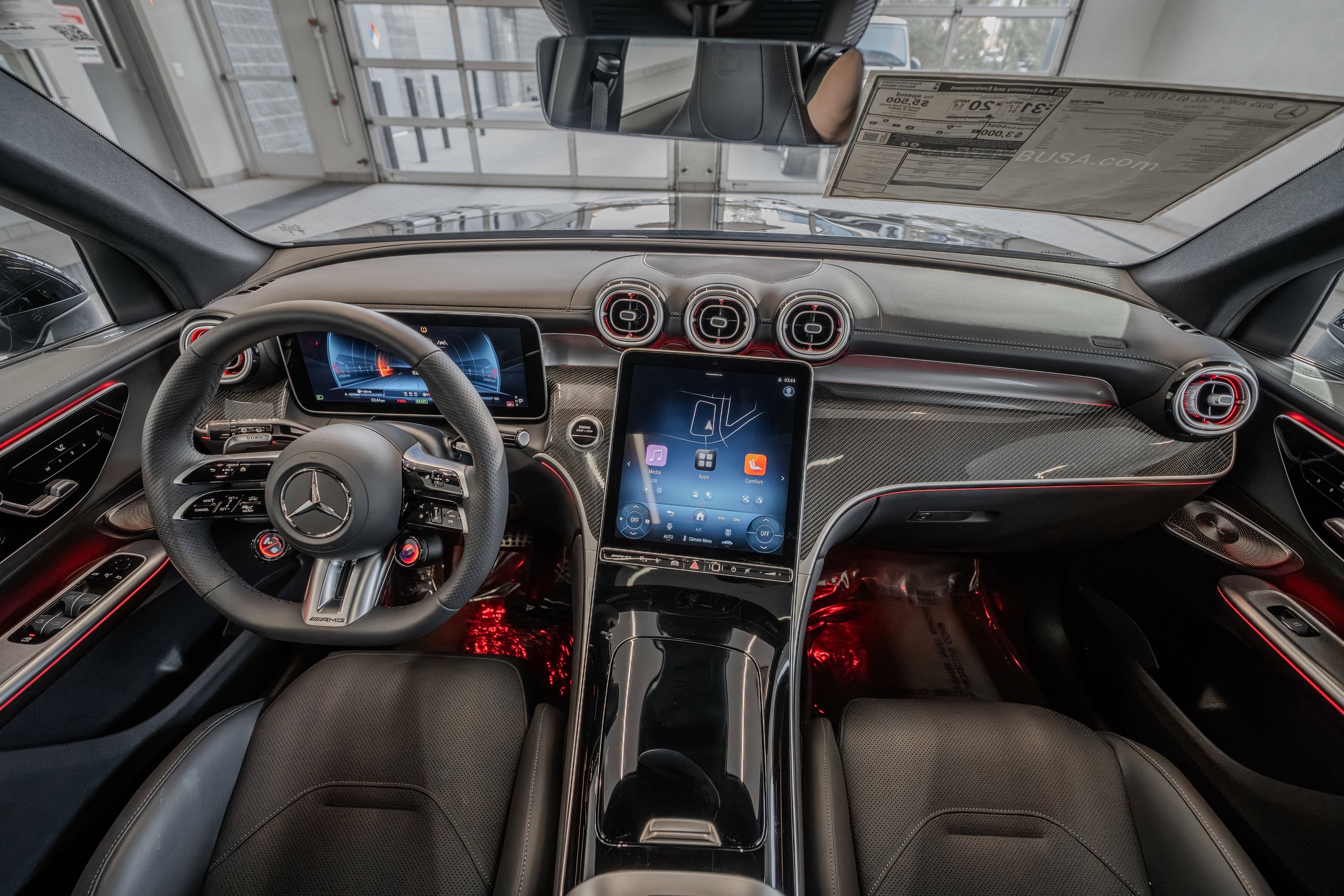 2025 Mercedes-Benz GLC AMG GLC63 S - Photo 8