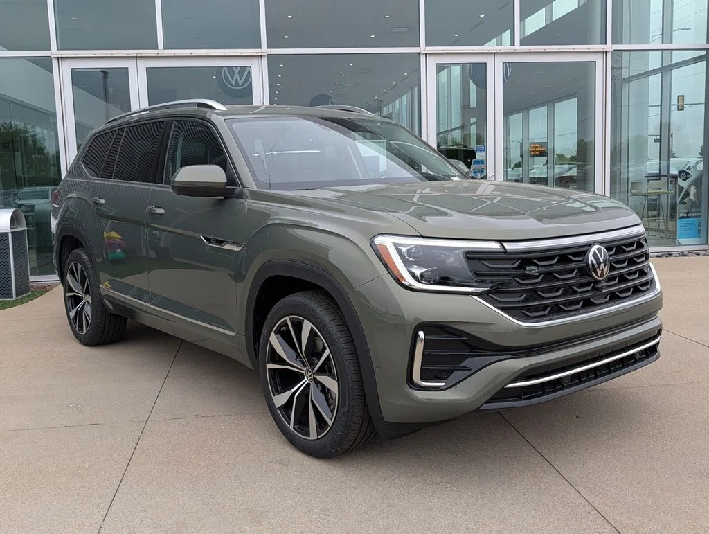 New 2026 Green Volkswagen 2.0T SEL Premium R-Line image 2