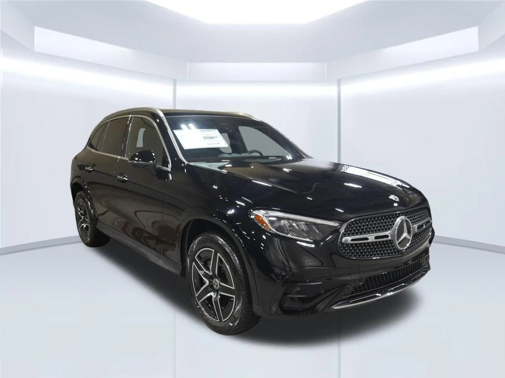Certified Used 2026 Black Mercedes-Benz GLC 300 image 6