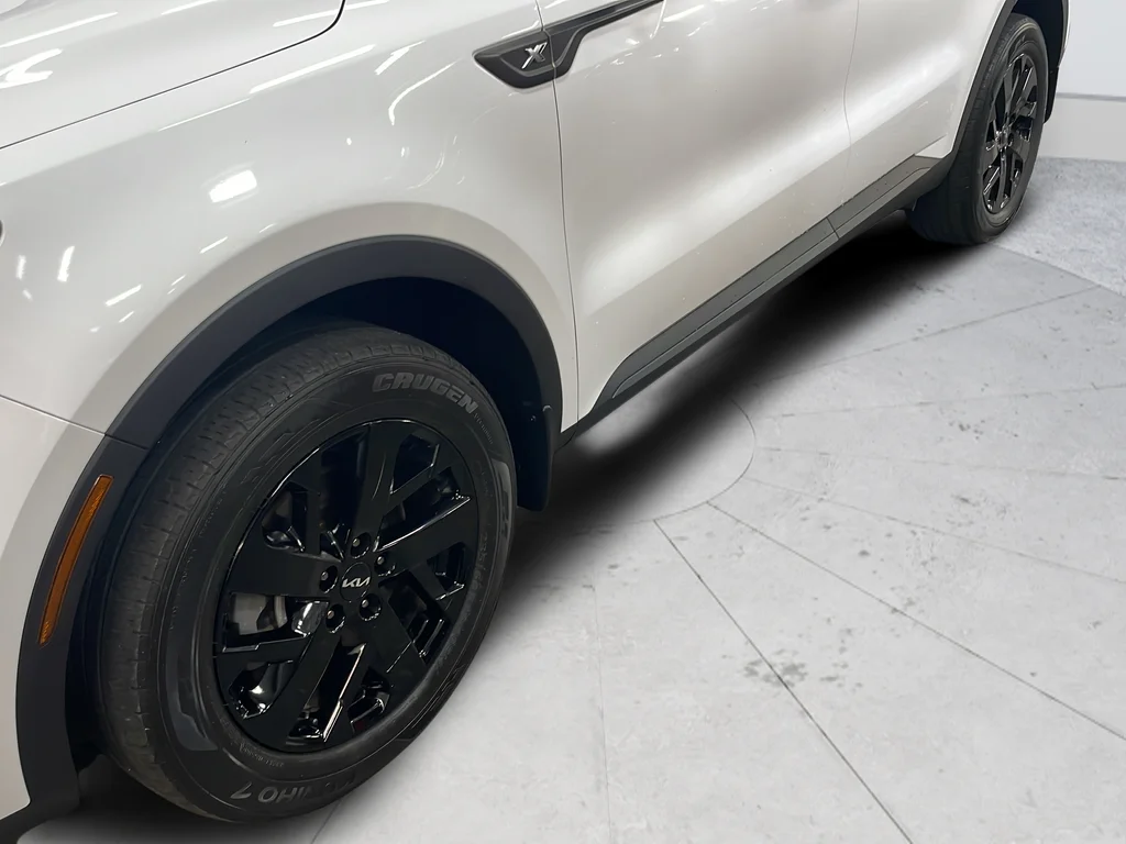 Used 2022 White Kia S X-LINE image 44
