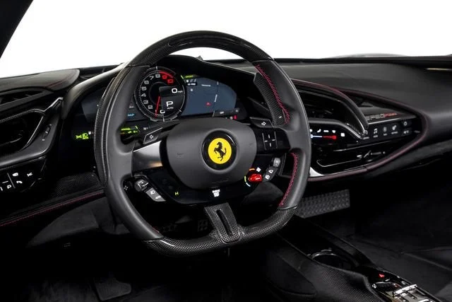 Used 2023 Rosso California Ferrari  image 29