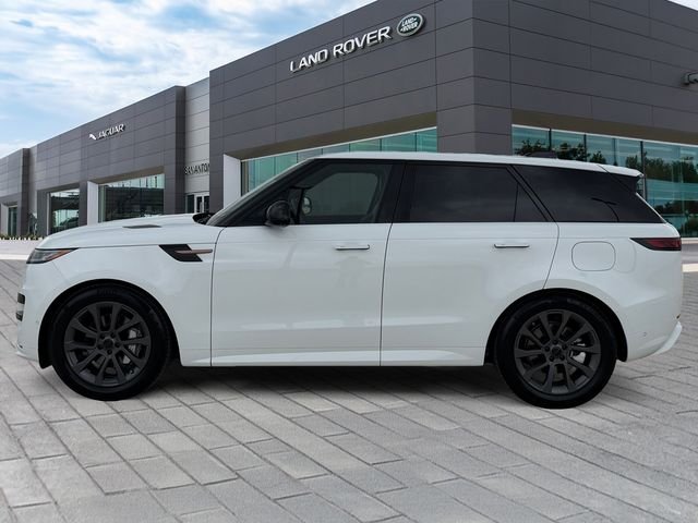 Certified Used 2026 White Land Rover Dynamic SE image 2