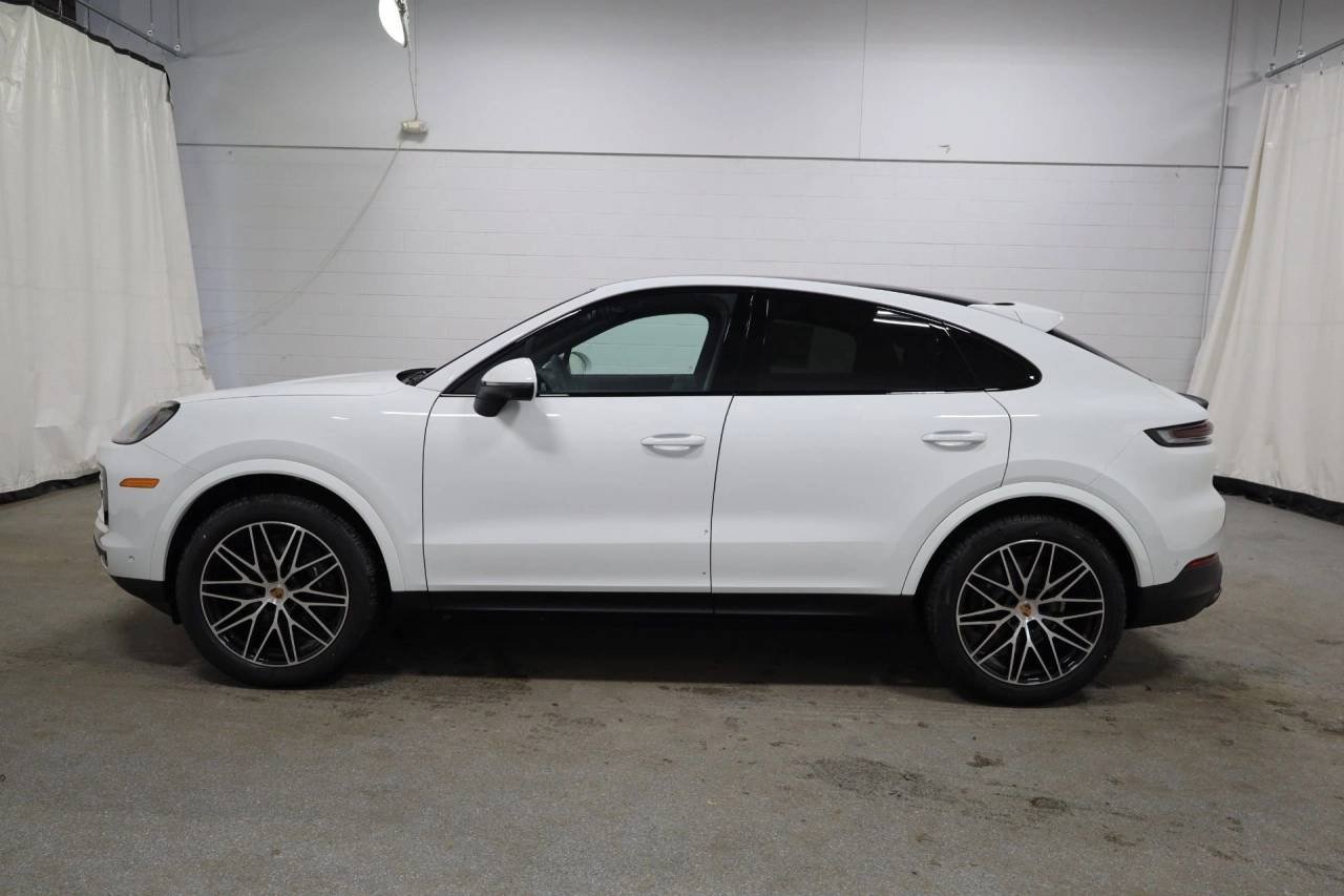 Used 2026 White Porsche Coupe image 2