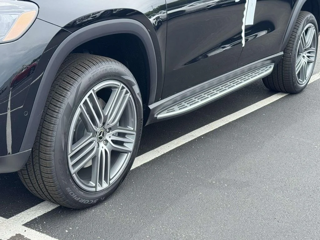New 2026 Black Mercedes-Benz GLS 450 image 12