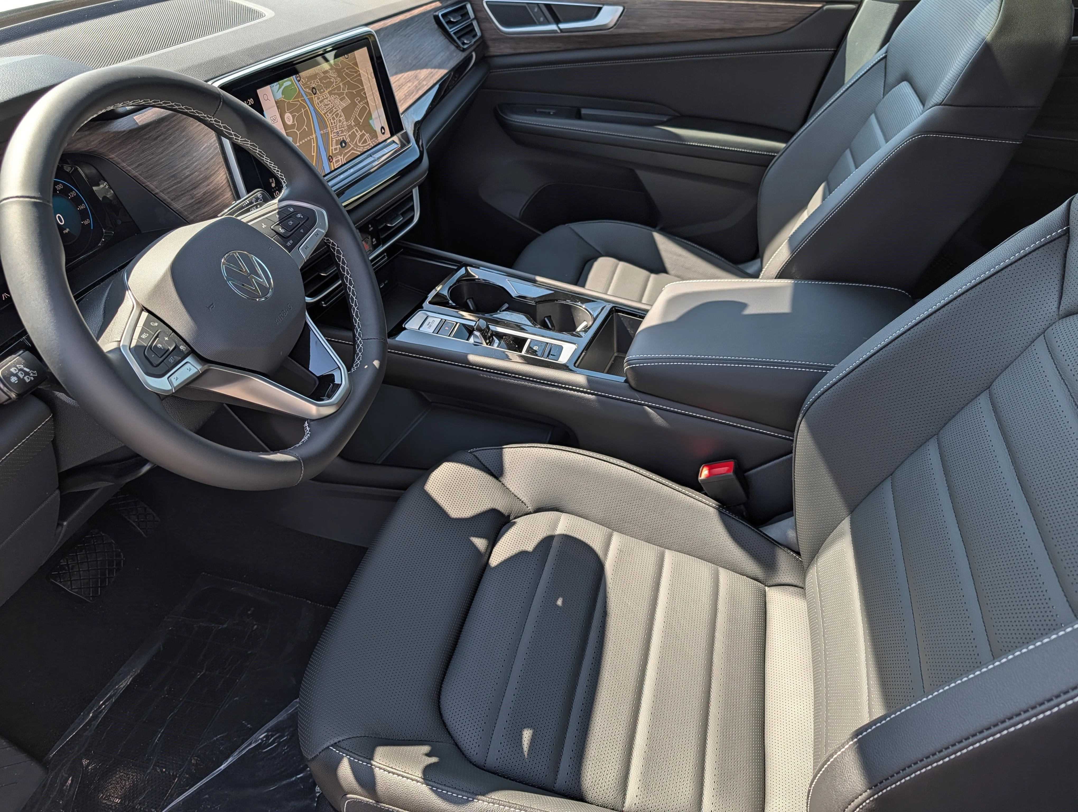 New 2026 Pure Gray Volkswagen 2.0T SEL image 7
