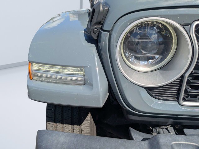Certified Used 2024 Gray Jeep Sahara 4xe image 9