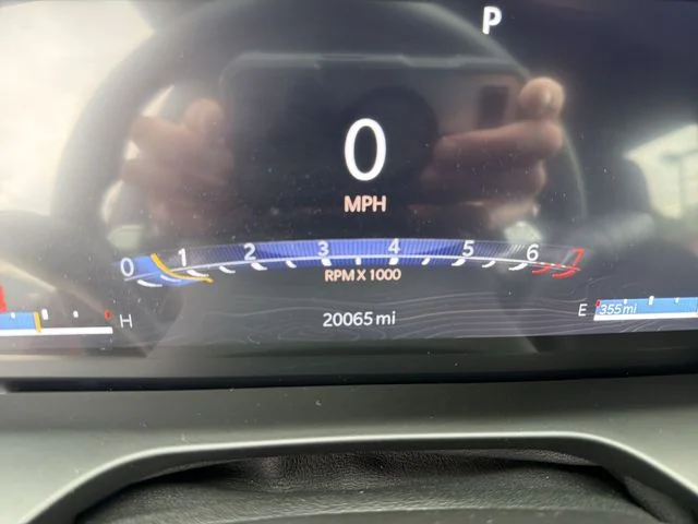 Used 2024 Red Jeep Laredo X image 17