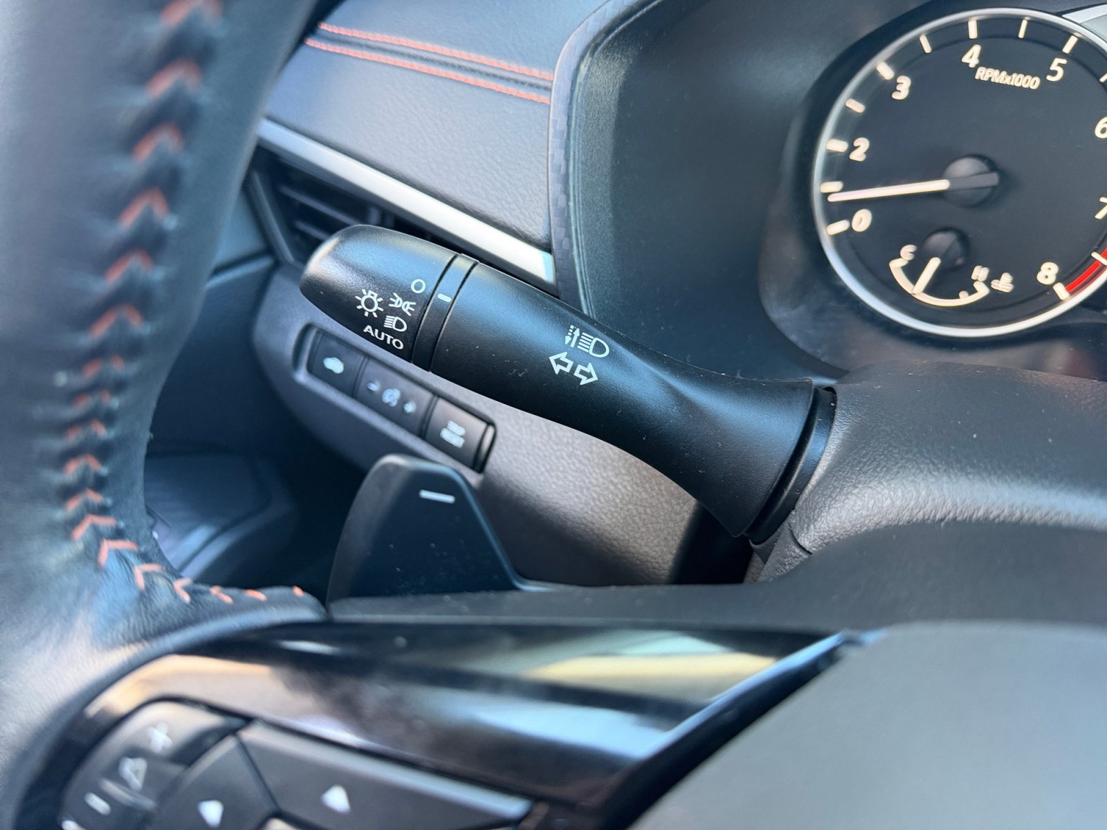 Used 2020 Deep Blue Pearl Nissan 2.5 SR image 13