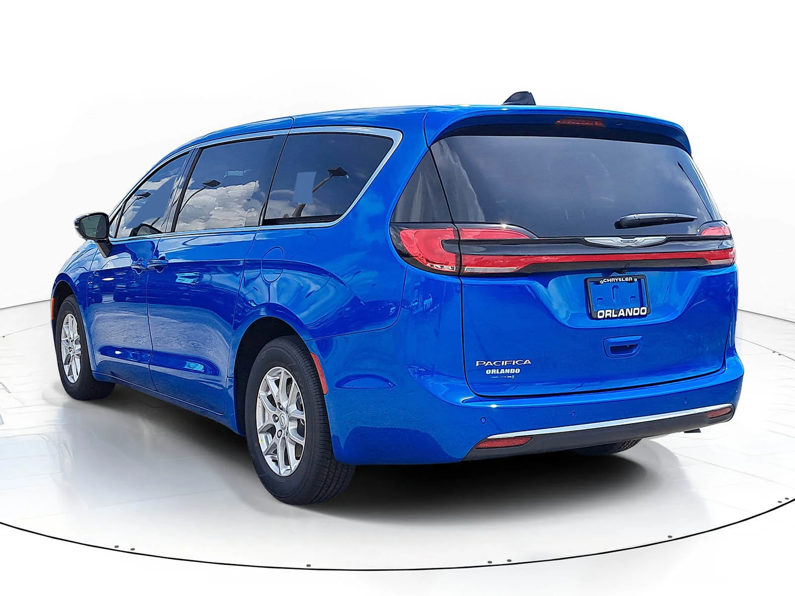 New 2026 Hydro Blue Pearlcoat Chrysler Select image 3