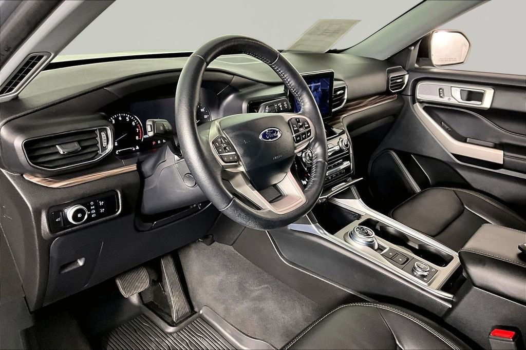 Certified Used 2023 Silver Ford Limited image 16