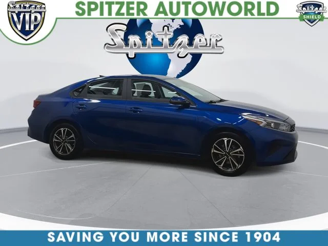 Used 2023 Blue Kia LXS image 2