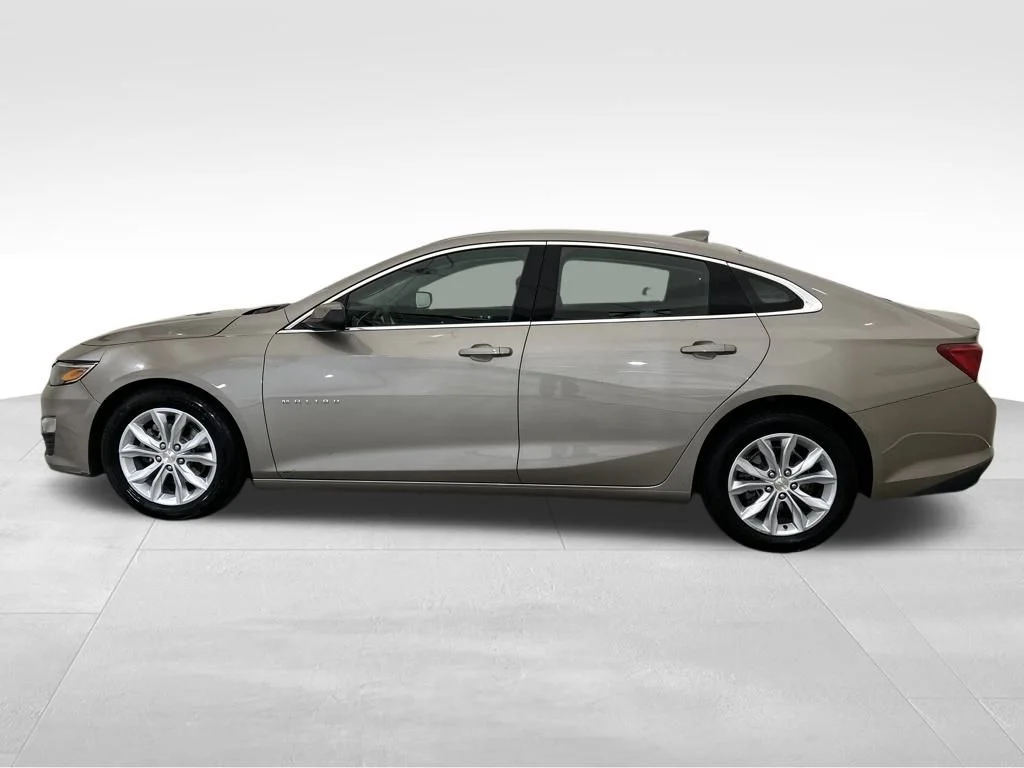 Used 2025 Gray Chevrolet LT image 2