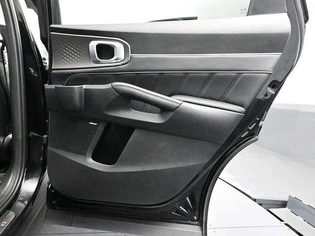 Used 2021 Black Kia SX-Prestige image 46