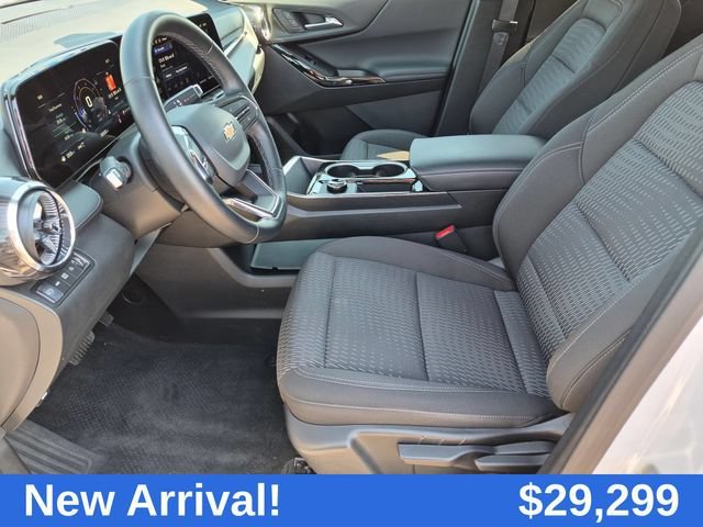 Used 2026 Summit White Chevrolet LT image 13