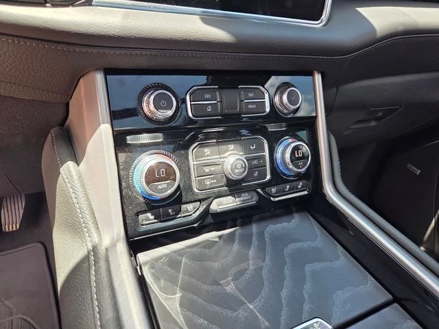Used 2024 Silver GMC Denali image 26