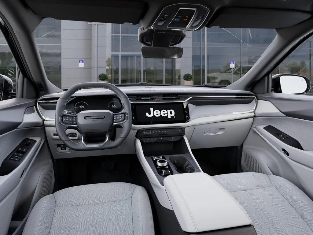 New 2026 Diamond Black Crystal Pearl-Coat Exterior Paint Jeep Laredo image 14