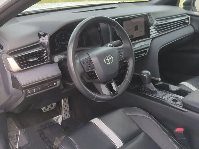 Used 2025 White Toyota SE image 20