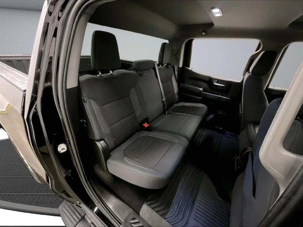 Used 2019 Black Chevrolet LT image 26