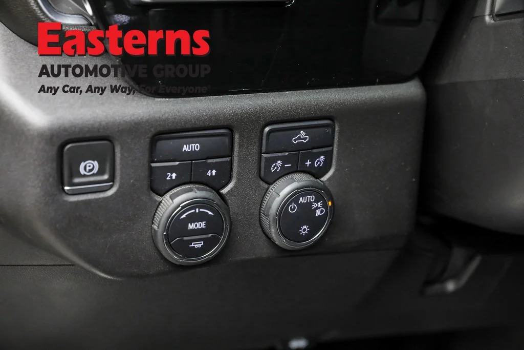 Used 2023 Gray Chevrolet LT image 22