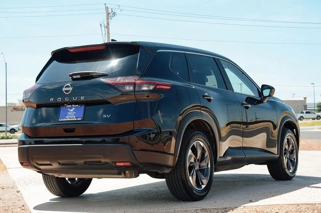 Used 2024 Super Black Nissan SV image 4