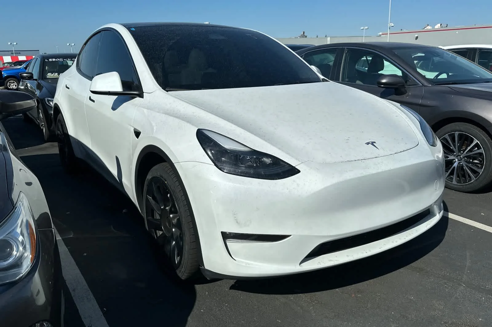 Used 2024  Tesla Long Range image 3