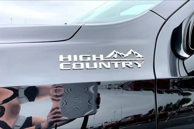 New 2026 Black Chevrolet High Country image 9